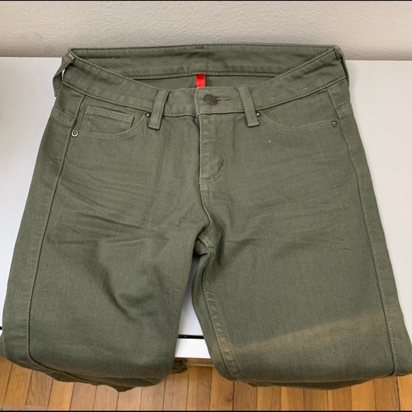 Uniglo UJ Jeans - Size W24 X L33 - Picture 4 of 4